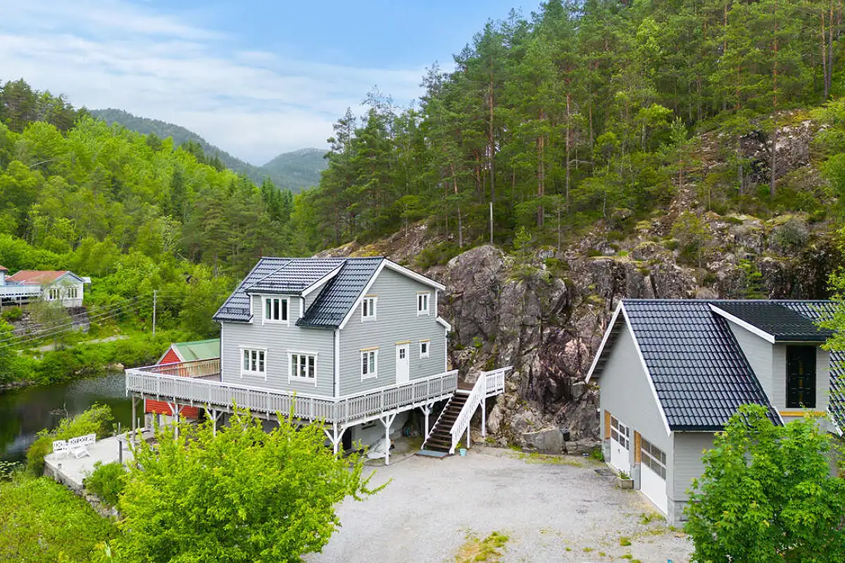 Großes Haus in Masfjordvegen 32 in Norwegen